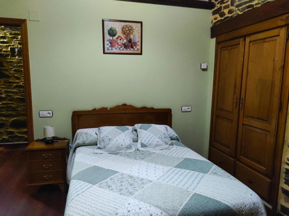 Casa Freixe Apartamentos Rurales سانتا إيولاليا دي أوسكوس المظهر الخارجي الصورة